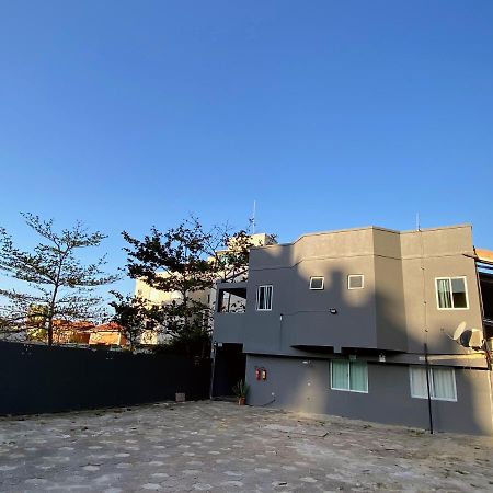 Residencial Melfi 3 Ap 6 Apartment Bombinhas Ngoại thất bức ảnh