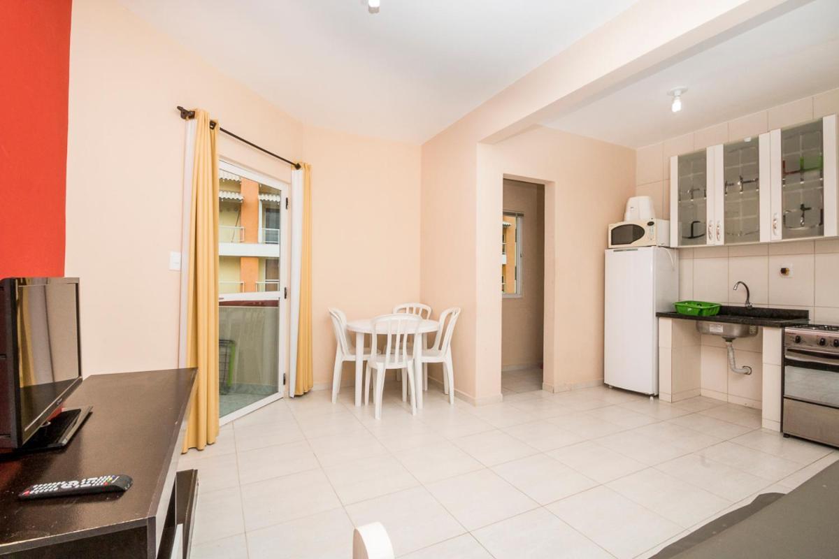 Residencial Melfi 3 Ap 6 Apartment Bombinhas Ngoại thất bức ảnh
